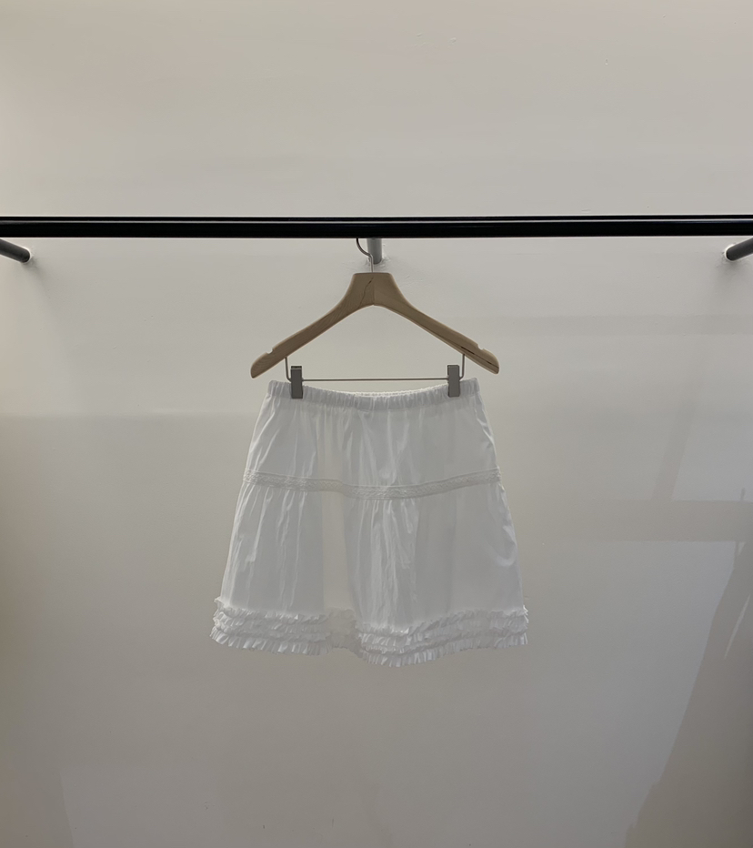 LA CREME韓國直郵女士新款職業人氣時尚推薦短裙荷葉邊雙層LA CREME短裙