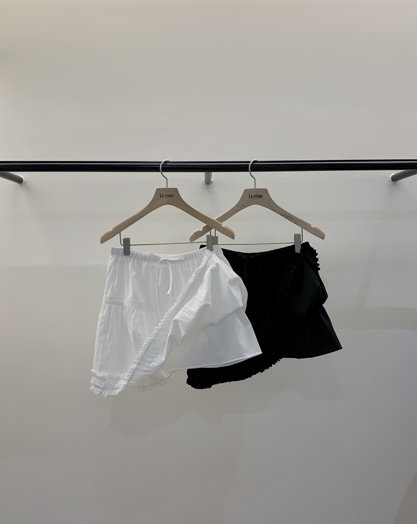 LA CREME韓國直郵女士新款職業人氣時尚推薦短裙荷葉邊雙層LA CREME短裙