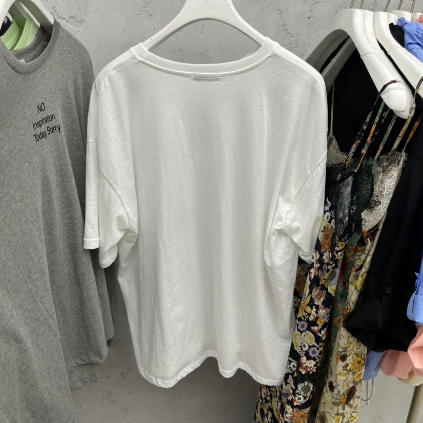 SIXTEEN韓國直郵女裝新品時尚推薦職業休閑熱賣26春夏T恤SIXTEENT恤