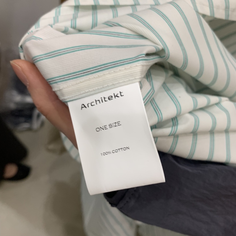 ARCHITEKT韓國東大門代購女裝新品推薦熱賣時尚襯衫蕾絲衫ARCHITEKT襯衫/蕾絲衫