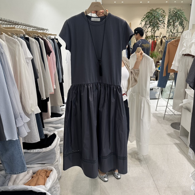 GRACIA韓國東大門代購女裝新款26春夏休閑熱賣連衣裙不含包GRACIA連衣裙圖色2墨色