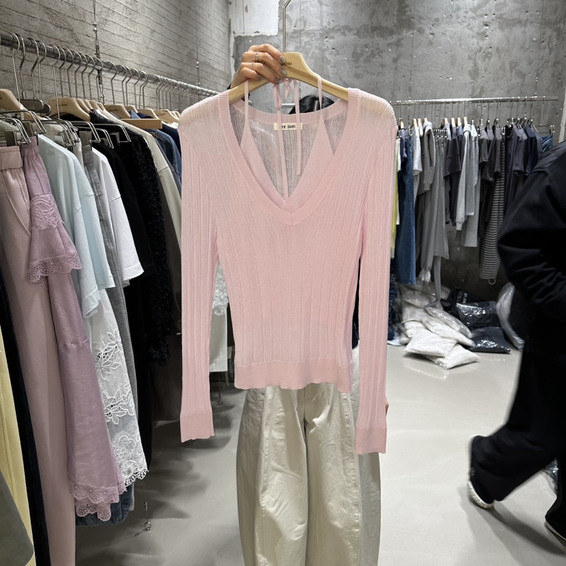 JUNI韓國東大門直郵女裝新品職業人氣熱賣推薦針織衫假兩件my juni針織衫圖色1