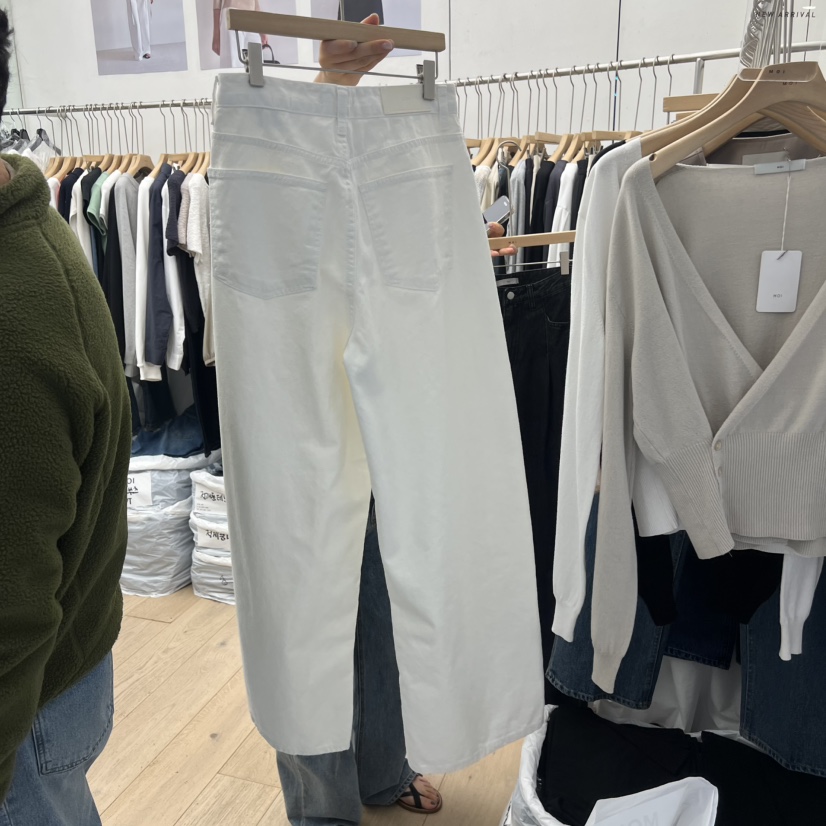 MOI-A韓國直郵女裝新品26春夏推薦時尚熱賣職業人氣牛仔褲MOI-A牛仔褲