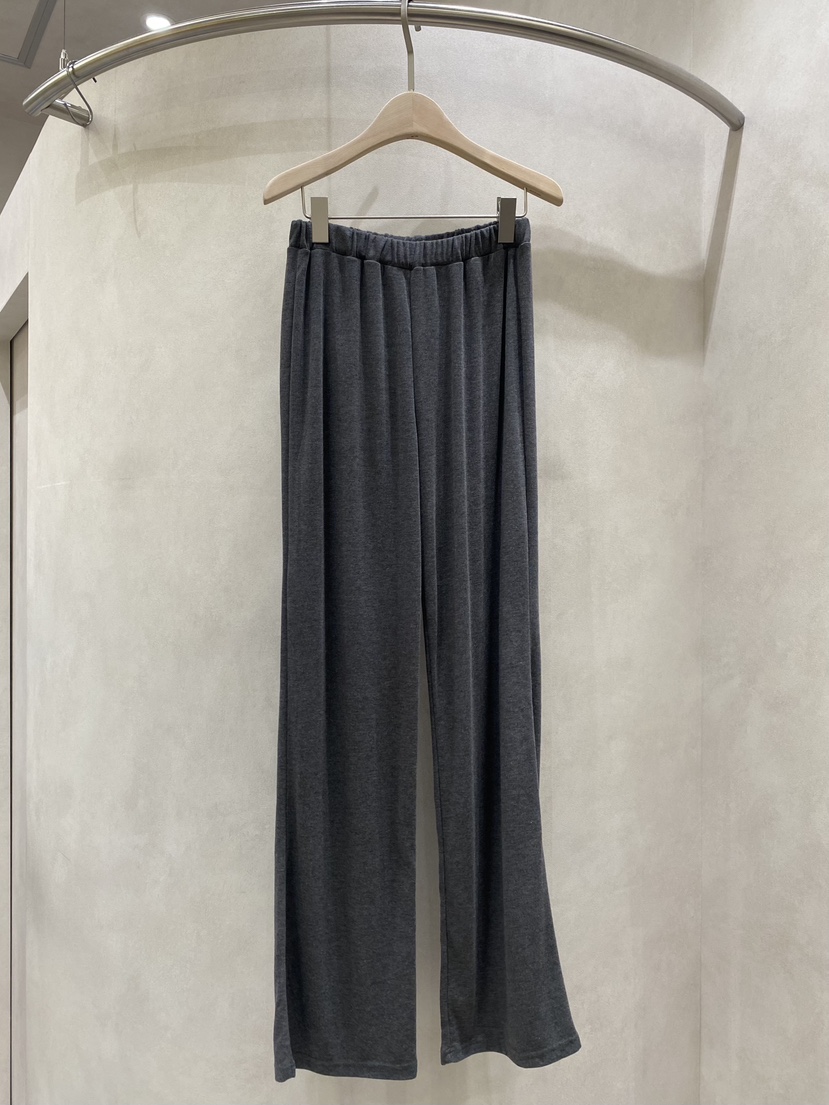 WHO IS SHE韓國直郵實拍女士新品熱賣職業套裝兩件套套裝WHO IS SHE套裝