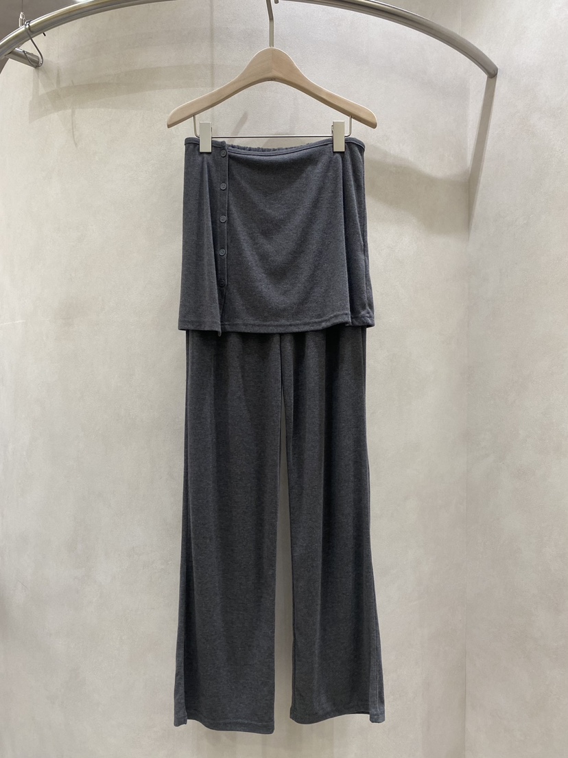 WHO IS SHE韓國直郵實拍女士新品熱賣職業套裝兩件套套裝WHO IS SHE套裝圖色1墨色