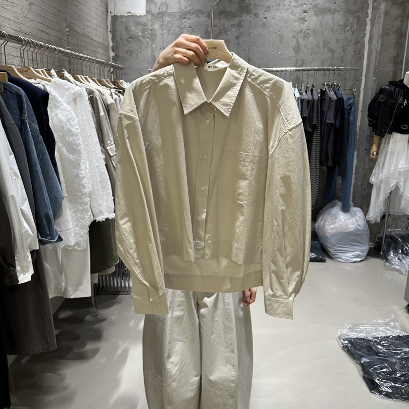 JUNI韓國直郵女裝新品推薦休閑26春夏熱賣職業襯衫蕾絲衫my juni襯衫/蕾絲衫圖色2