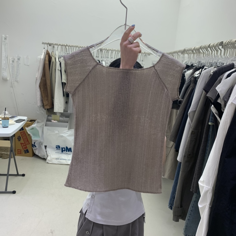 PADO韓國東大門直郵女裝新款休閑人氣職業26春夏時尚T恤露肩PADOT恤圖色2