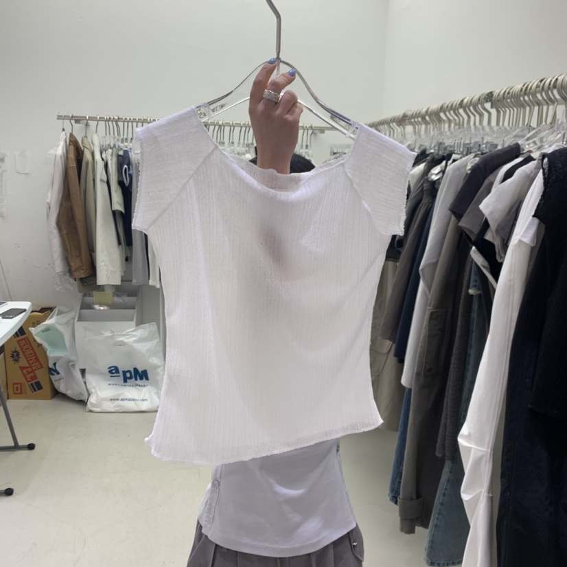 PADO韓國東大門直郵女裝新款休閑人氣職業26春夏時尚T恤露肩PADOT恤圖色3