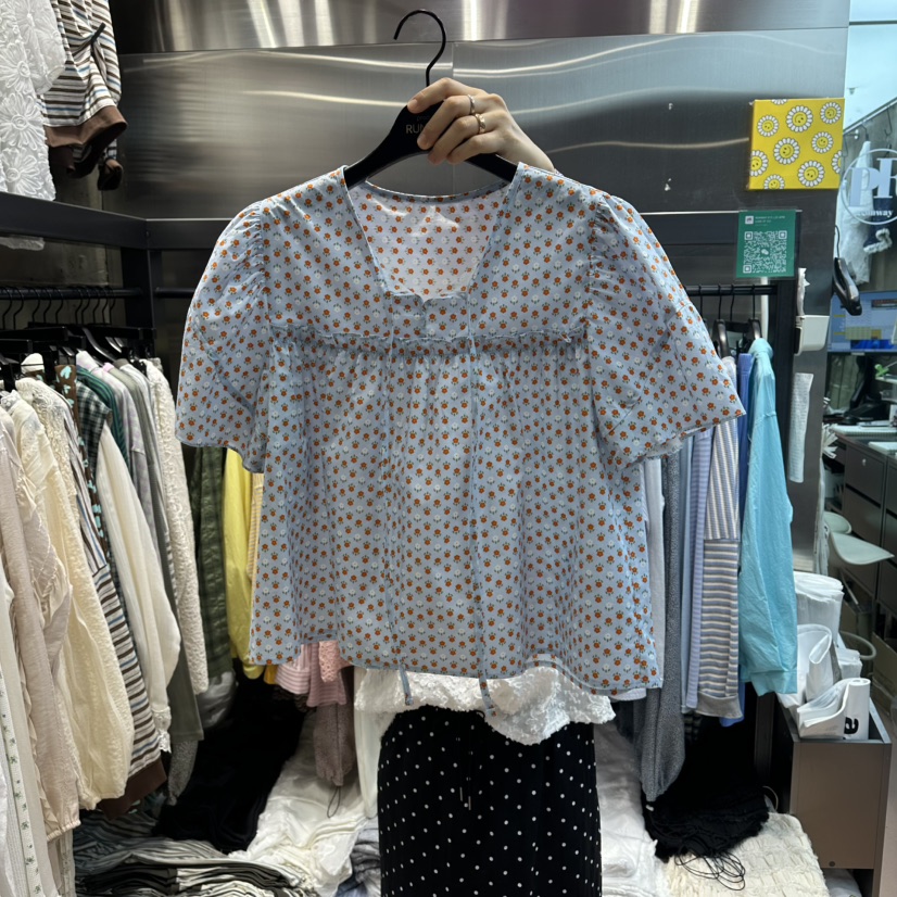 RUNWAY-런웨이韓國東大門直郵女士新款26春夏襯衫蕾絲衫RUNWAY襯衫/蕾絲衫圖色2