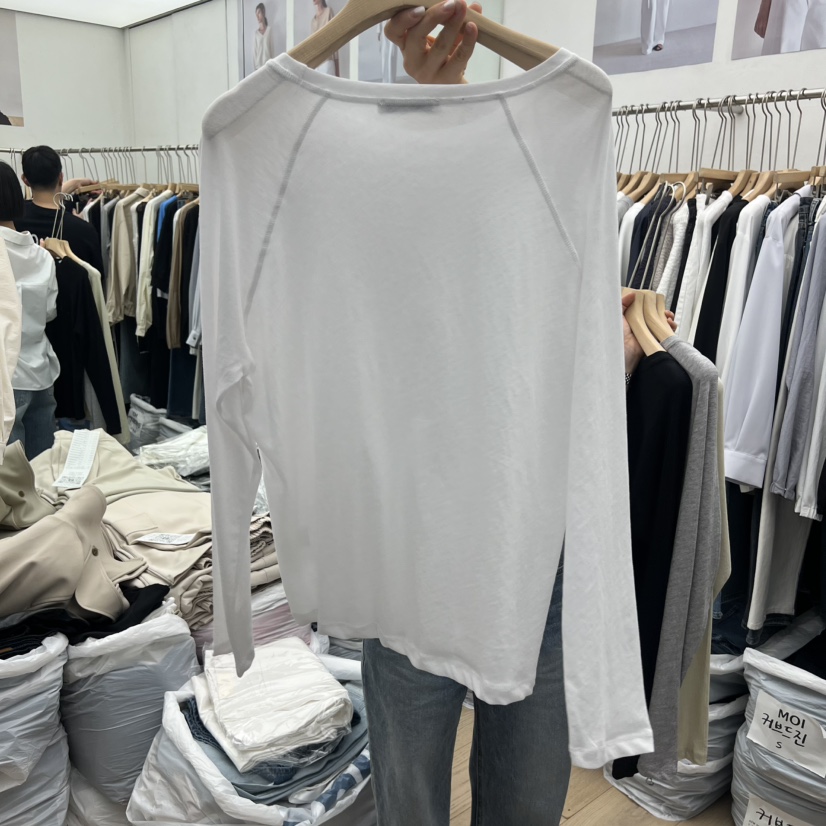 MOI-A韓國代購女士新款職業熱賣推薦休閑人氣長袖T恤插肩MOI-A長袖T恤