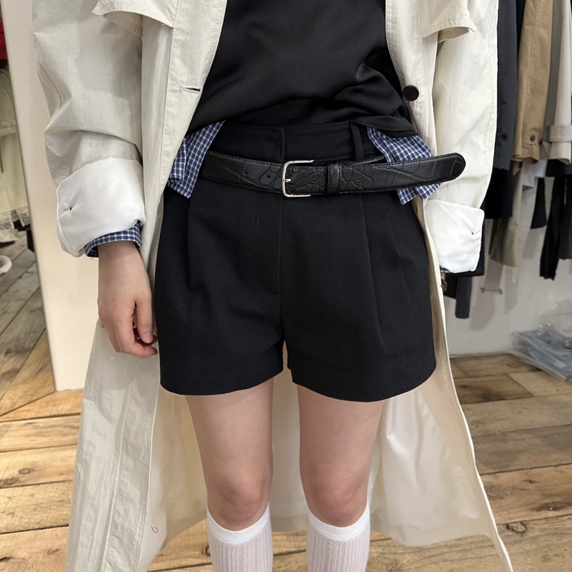 CREAM VILLA韓國代購女裝新款26春夏短褲不含腰帶CREAMVILLA短褲圖色2黑色