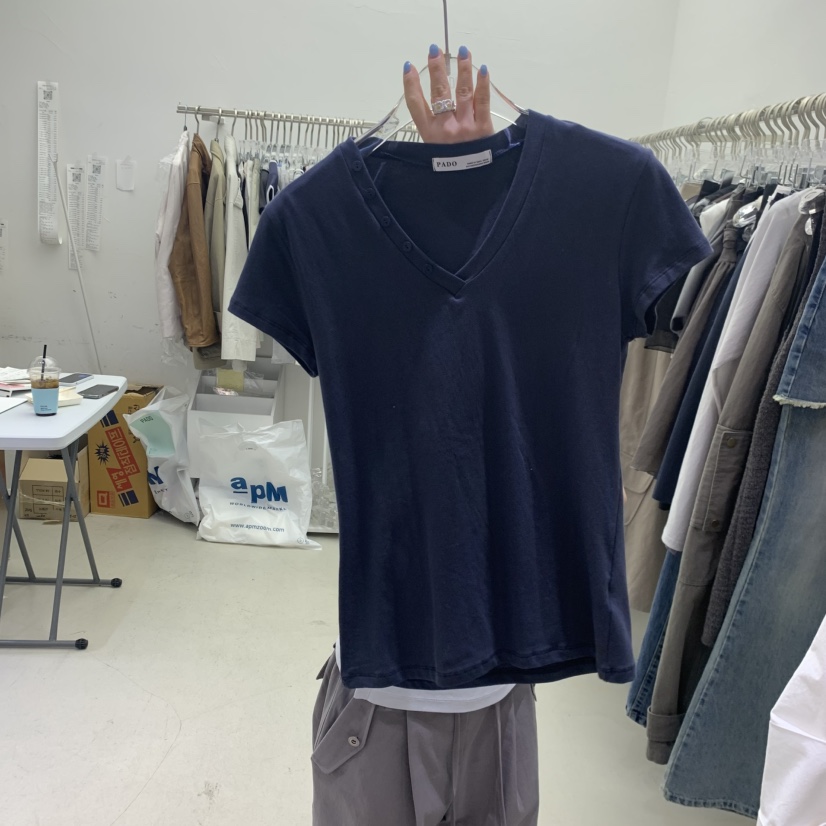 PADO韓國代購女裝新款推薦時尚休閑職業26春夏T恤V領紐扣PADOT恤圖色5