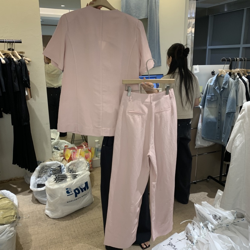 W AND J韓國東大門直郵女裝新品時尚熱賣26春夏套裝套裝W AND J套裝