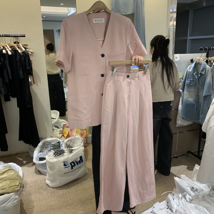 W AND J韓國東大門直郵女裝新品時尚熱賣26春夏套裝套裝W AND J套裝圖色2