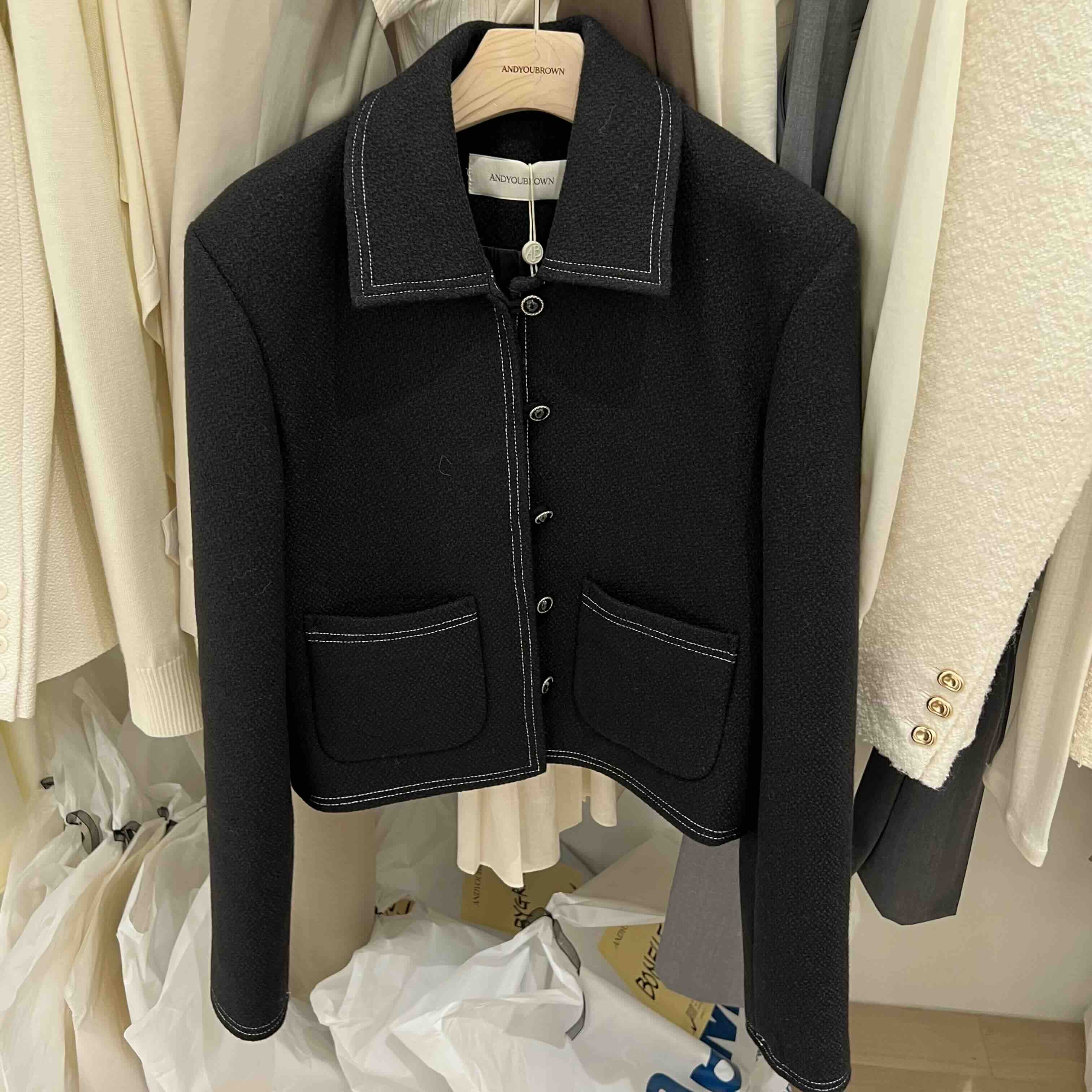 ANDYOUBROWN韓國東大門直郵女裝新款人氣推薦時尚休閑夾克ANDYOUBROWN夾克圖色1