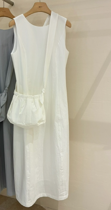 MUSE-P韓國直郵女裝新款時尚休閑熱賣推薦職業連衣裙迷你包MUSE-P連衣裙圖色2