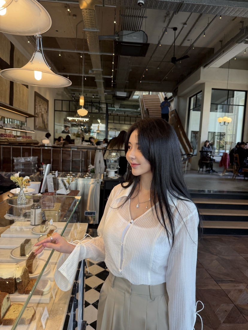 LAVIEU韓國代購女裝新品真品熱賣時尚推薦襯衫蕾絲衫系帶LAVIEU襯衫/蕾絲衫