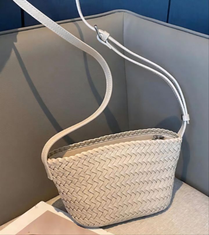 TROUVAILLE東大門代購女裝新品時尚26春夏職業單肩斜跨包TROUVAILLE單肩/斜跨包圖色4