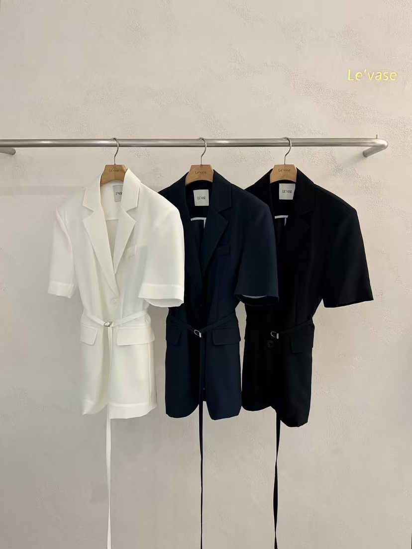LE VASE韓國直郵女裝新品休閑人氣時尚推薦職業夾克含腰繩LE VASE夾克