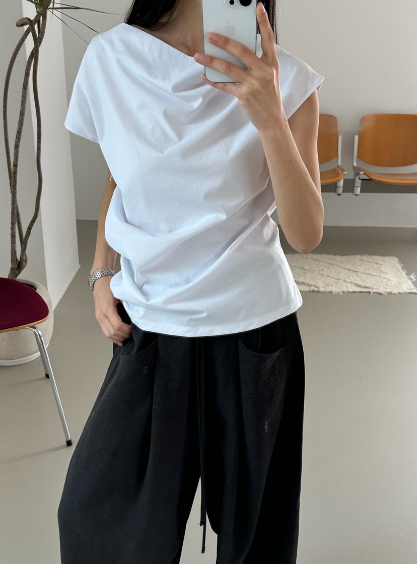 LE VASE韓國東大門代購女裝新款熱賣休閑26春夏人氣職業T恤LE VASET恤圖色2