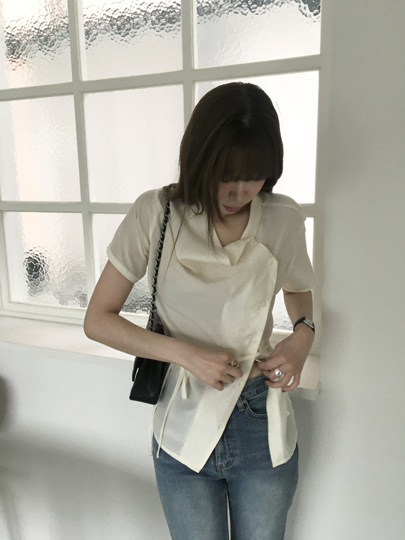 LEGACY韓國東大門代購女裝新品職業時尚襯衫蕾絲衫含腰繩LEGACY襯衫/蕾絲衫