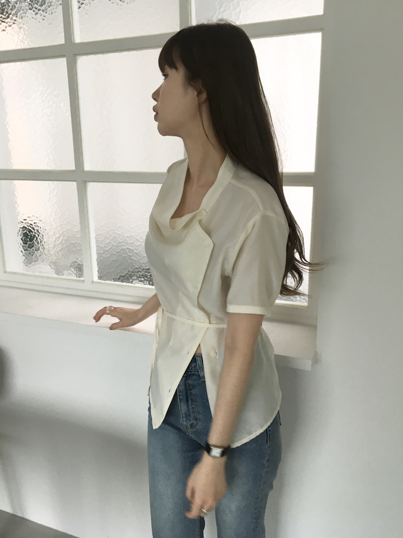 LEGACY韓國東大門代購女裝新品職業時尚襯衫蕾絲衫含腰繩LEGACY襯衫/蕾絲衫