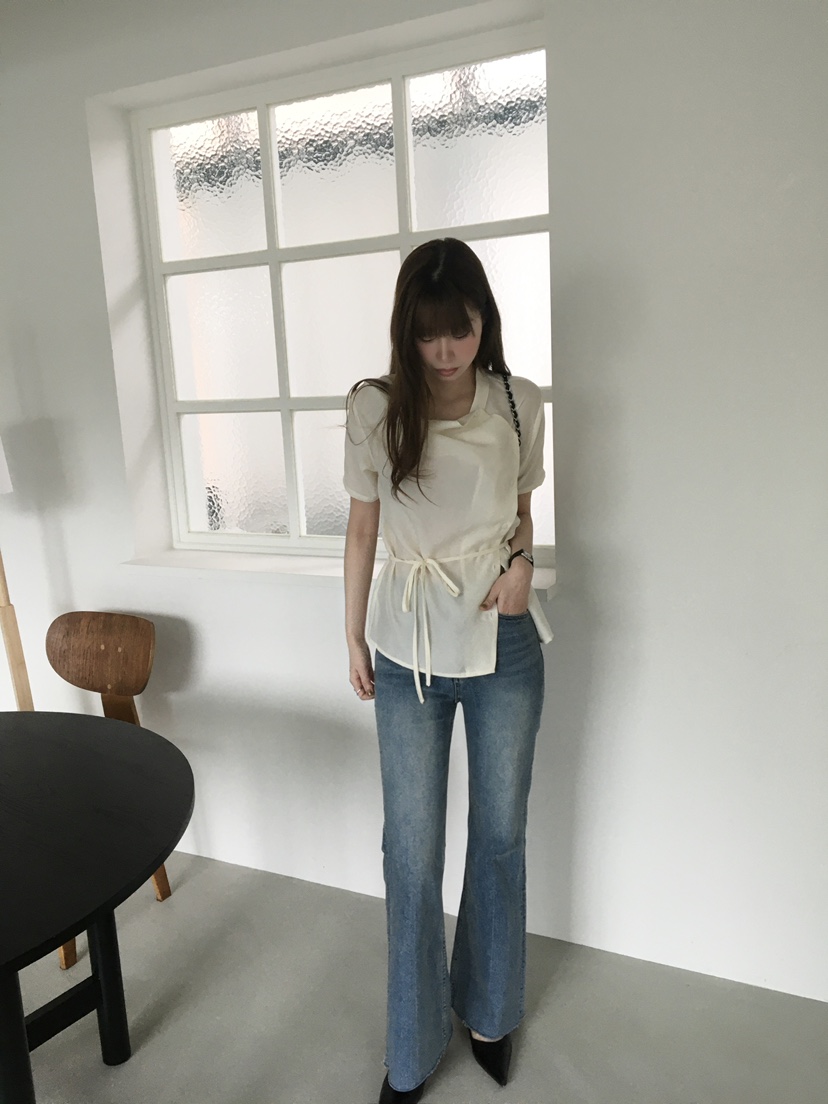 LEGACY韓國東大門代購女裝新品職業時尚襯衫蕾絲衫含腰繩LEGACY襯衫/蕾絲衫