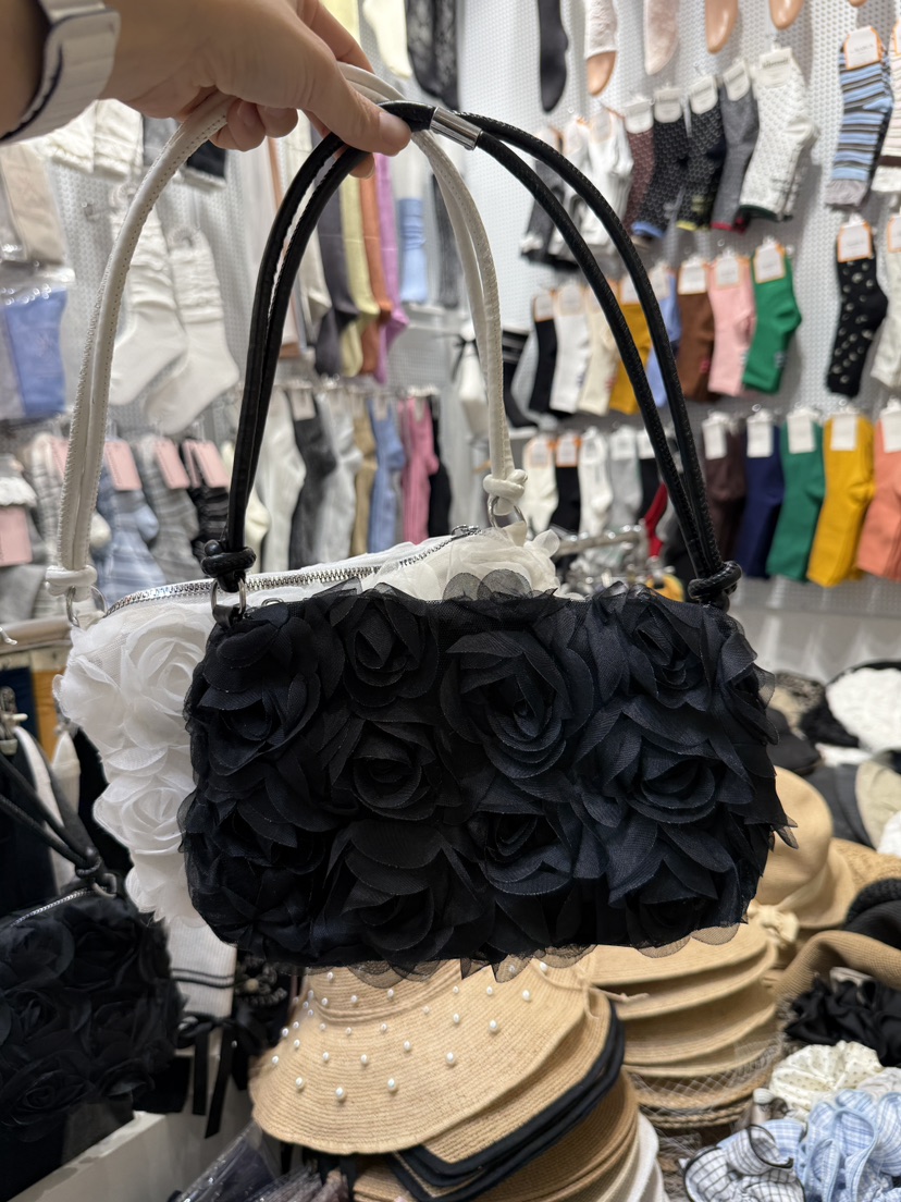 NICEALICE韓國直郵女裝新款休閑職業推薦26春夏單肩斜跨包花朵NICEALICE單肩/斜跨包