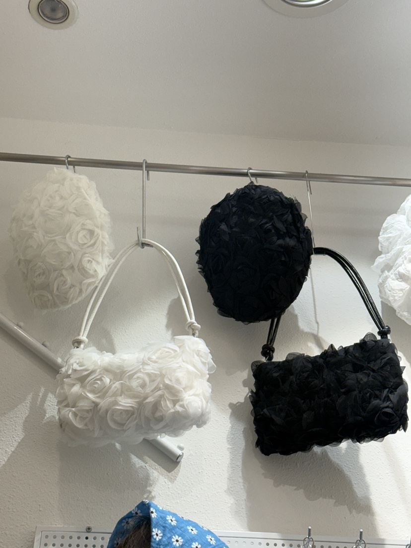 NICEALICE韓國直郵女裝新款休閑職業推薦26春夏單肩斜跨包花朵NICEALICE單肩/斜跨包