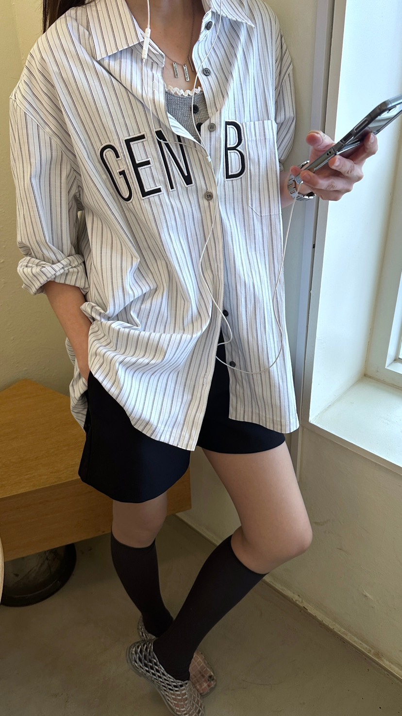 GENTLE B/LOVENTINA韓國直郵女裝新款職業襯衫蕾絲衫貼花GENTLE B/LOVENTINA襯衫/蕾絲衫