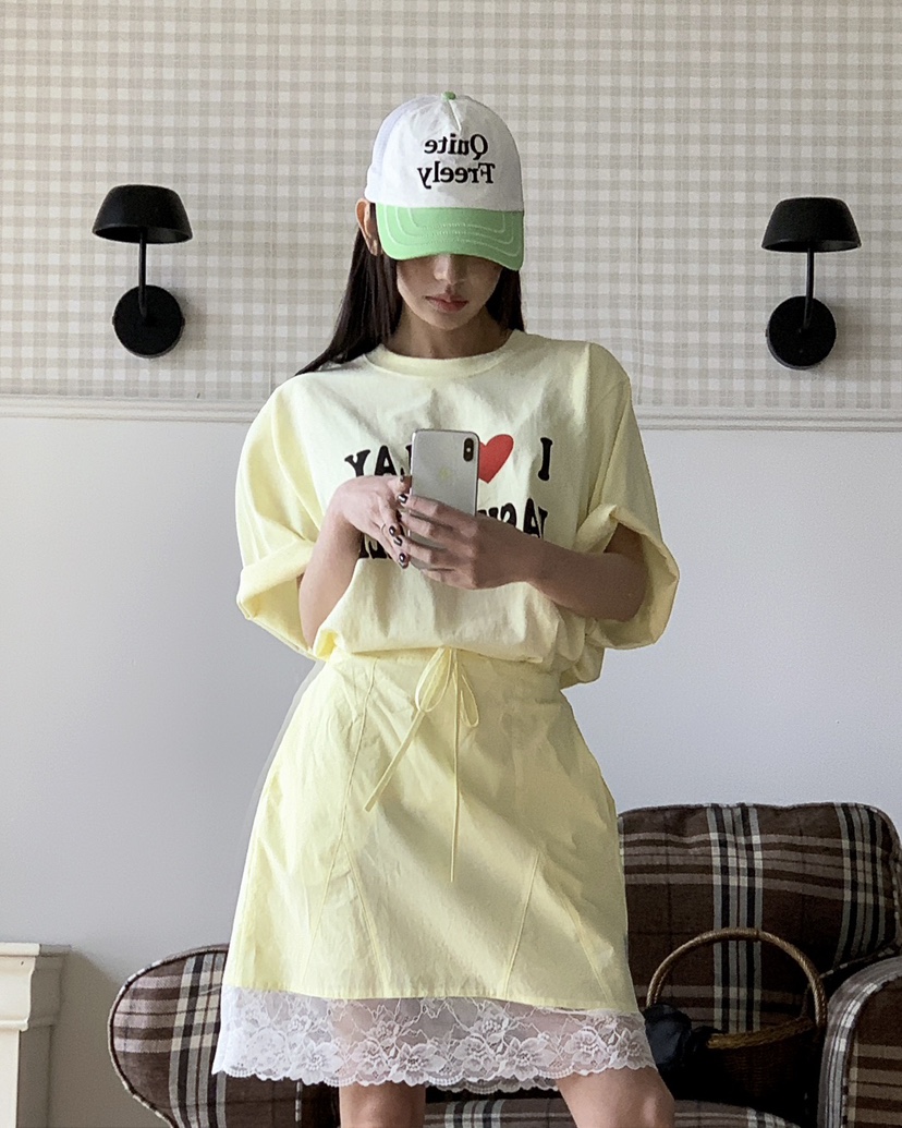 LIVE AID-P韓國直郵實拍女裝新品人氣26春夏時尚推薦T恤LIVE AID-PT恤