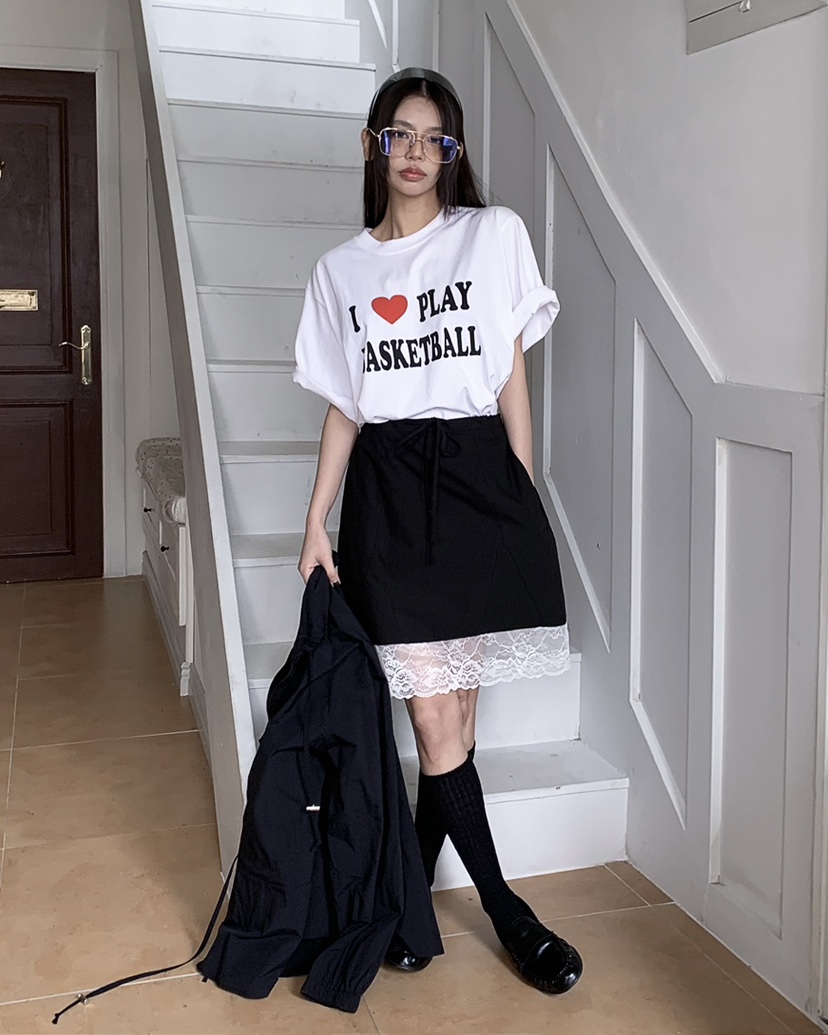 LIVE AID-P韓國直郵實拍女裝新品人氣26春夏時尚推薦T恤LIVE AID-PT恤