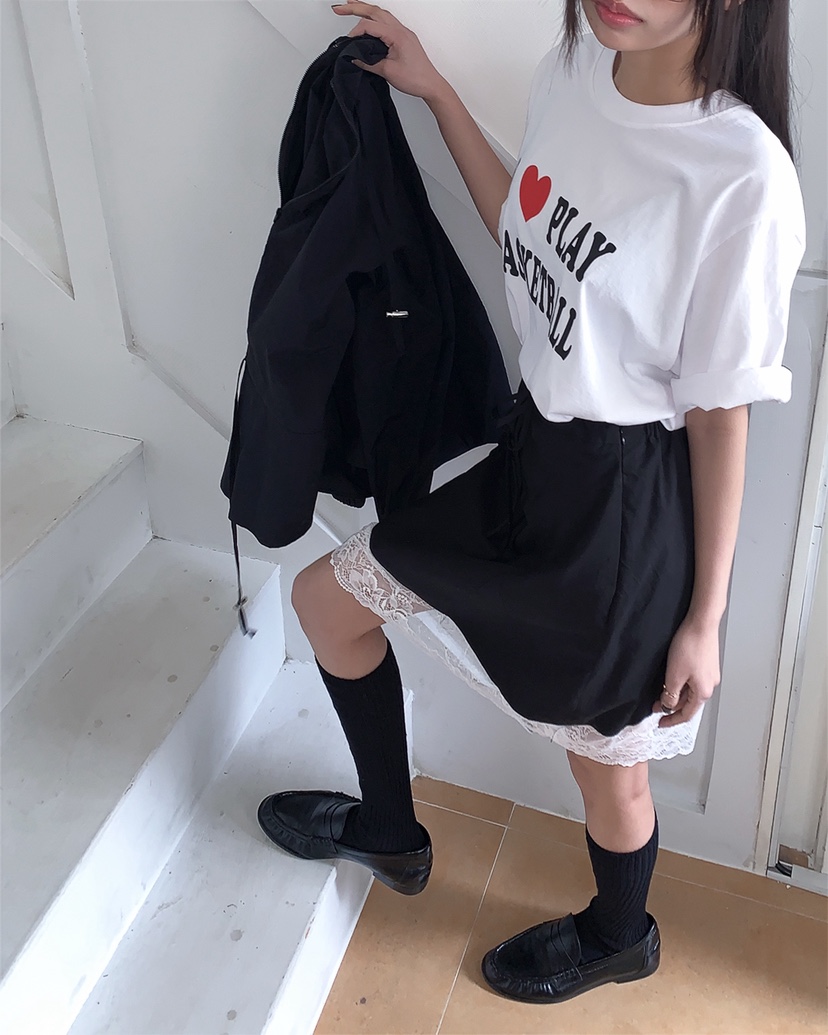 LIVE AID-P韓國直郵實拍女裝新品人氣26春夏時尚推薦T恤LIVE AID-PT恤