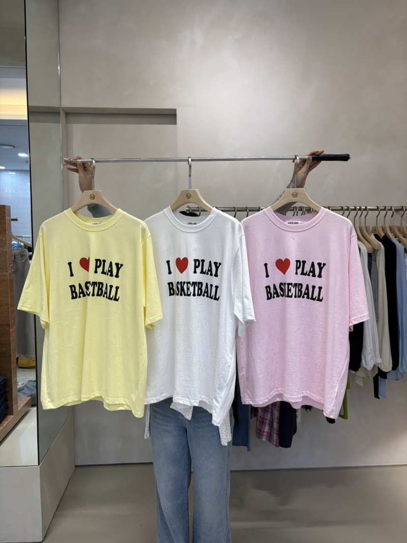LIVE AID-P韓國直郵實拍女裝新品人氣26春夏時尚推薦T恤LIVE AID-PT恤