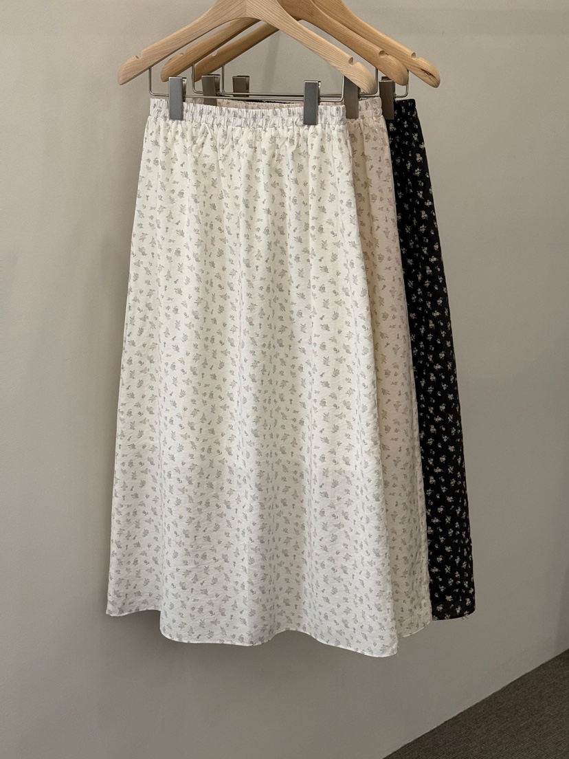 MONE-A韓國直郵女裝新品時尚熱賣人氣職業休閑推薦26春夏長裙MONE-A長裙