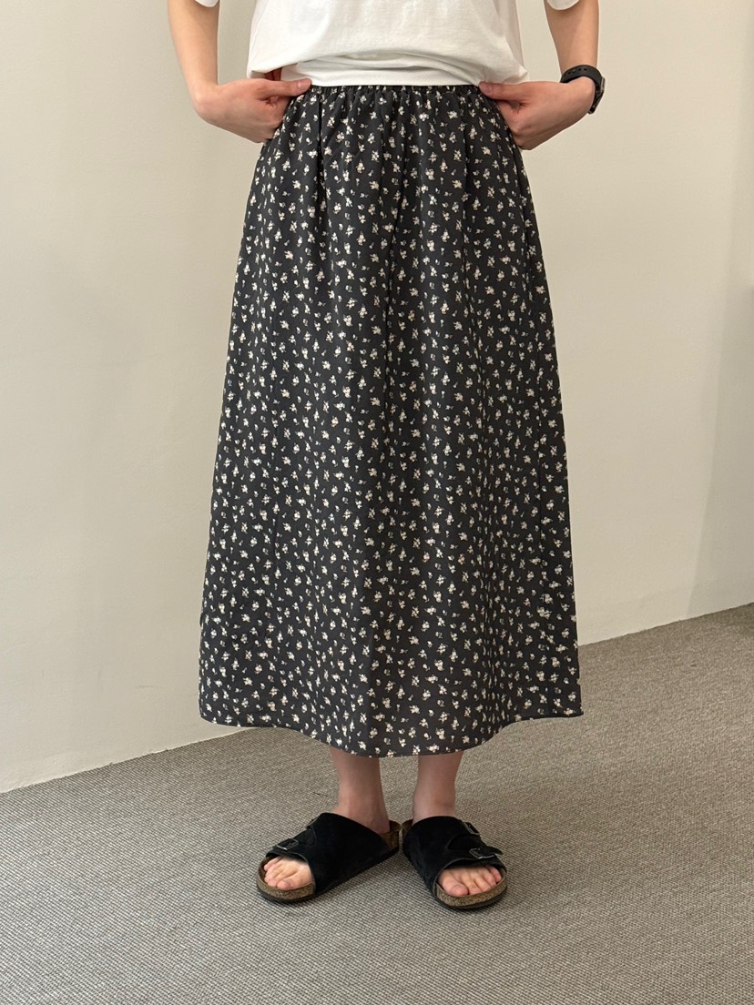 MONE-A韓國直郵女裝新品時尚熱賣人氣職業休閑推薦26春夏長裙MONE-A長裙圖色1