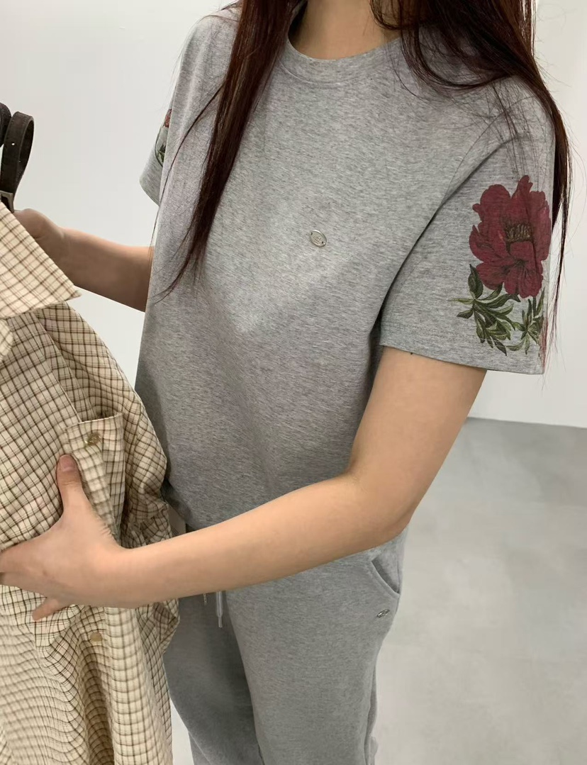 J CRANE-A東大門實拍女裝新品真品推薦職業人氣26春夏T恤J CRANET恤