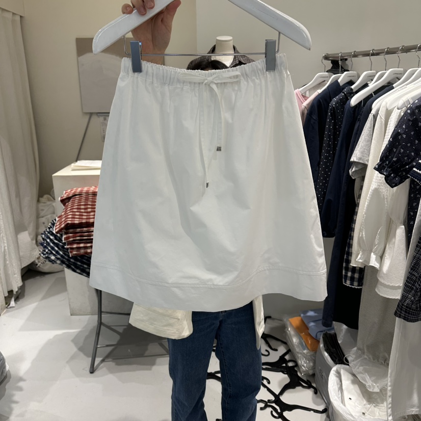 LORING RE I東大門實拍女裝新品熱賣休閑真品時尚職業短裙LORING RE-I/BARE短裙圖色1