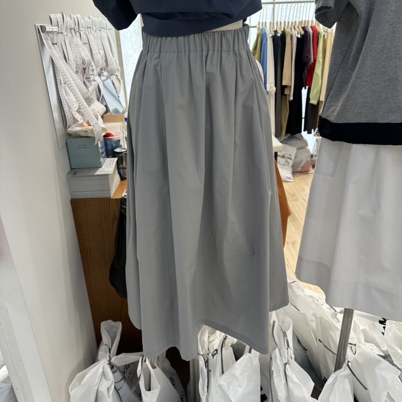 REVE-L韓國直郵女士新款時尚人氣職業推薦熱賣休閑26春夏長裙REVE-L長裙圖色1