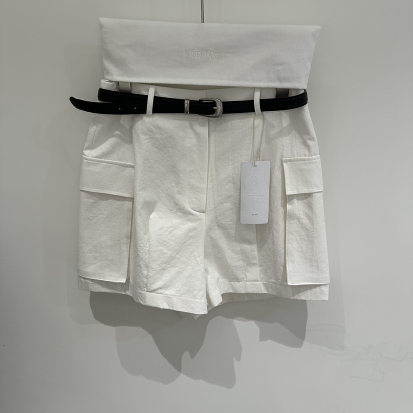 OVERTAKE韓國代購女裝新款26春夏職業時尚推薦短褲不含腰帶OVERTAKE短褲圖色3
