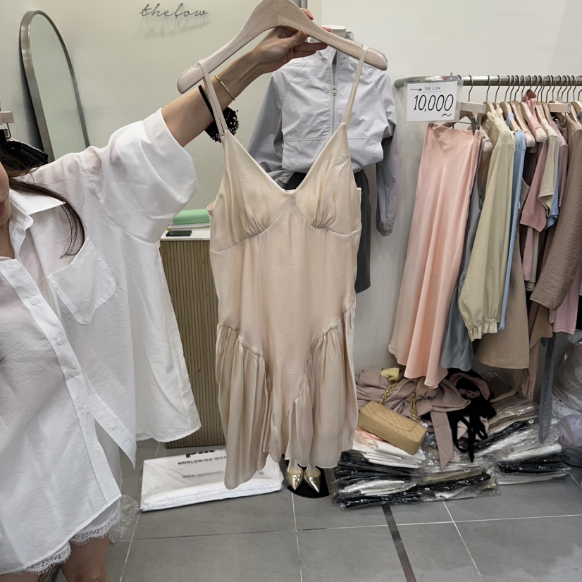 THE LOW韓國東大門代購女士新品26春夏職業推薦連衣裙打折THE LOW連衣裙圖色2