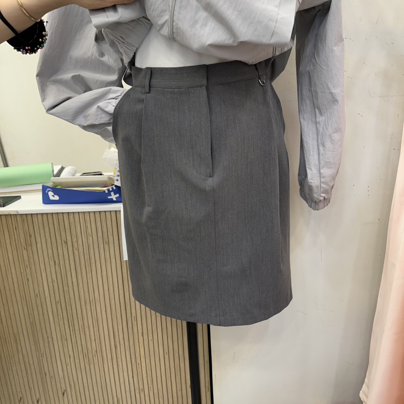 THE LOW韓國直郵實拍女裝新品推薦人氣熱賣半身裙中短裙THE LOW半身裙/中短裙圖色1