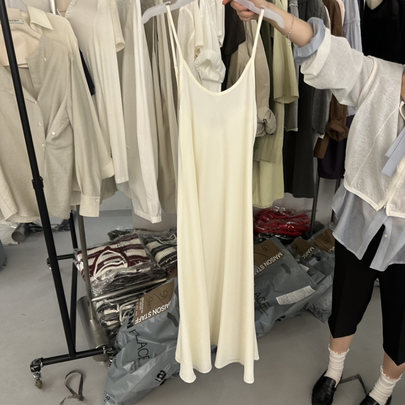 DOUBLE STANDARD/LE SMOKING/MAISONSTAFF韓國東大門直郵女裝新款熱賣連衣裙MAISONSTAFF連衣裙圖色1