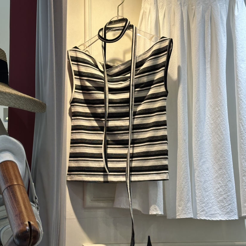 3COLOR韓國東大門直郵女士新款熱賣吊帶背心含脖帶Three color吊帶/背心圖色2黑色