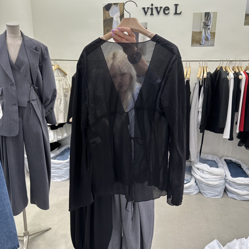 VIVEL韓國東大門直郵女裝新品26春夏人氣職業時尚襯衫蕾絲衫VIVEL襯衫/蕾絲衫