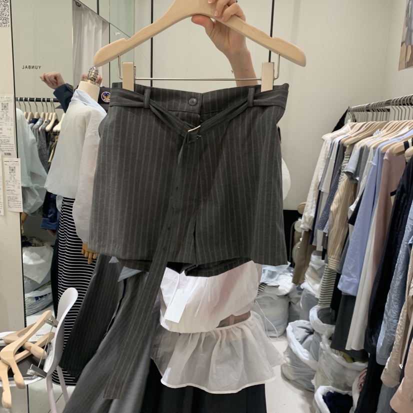 YUNBAL韓國直郵實拍女裝新品休閑熱賣時尚職業26春夏短褲條紋YUNBAL短褲圖色1
