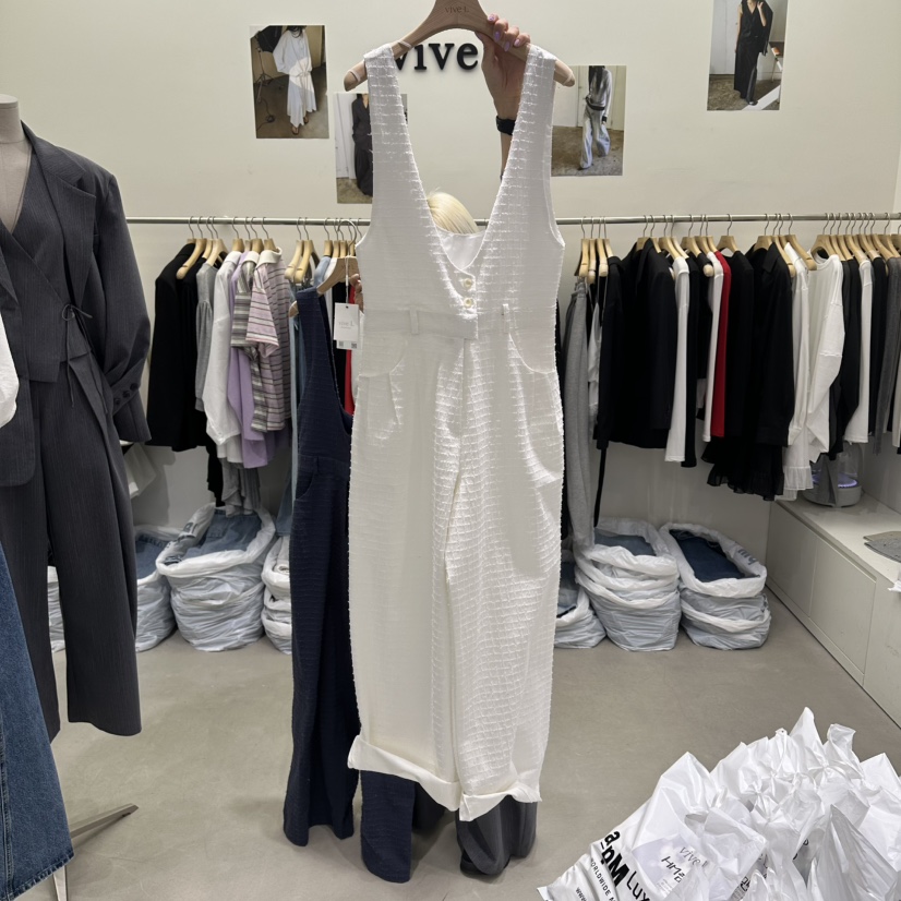 VIVEL韓國東大門直郵女士新品人氣26春夏推薦休閑職業連體褲VIVEL連體褲圖色1