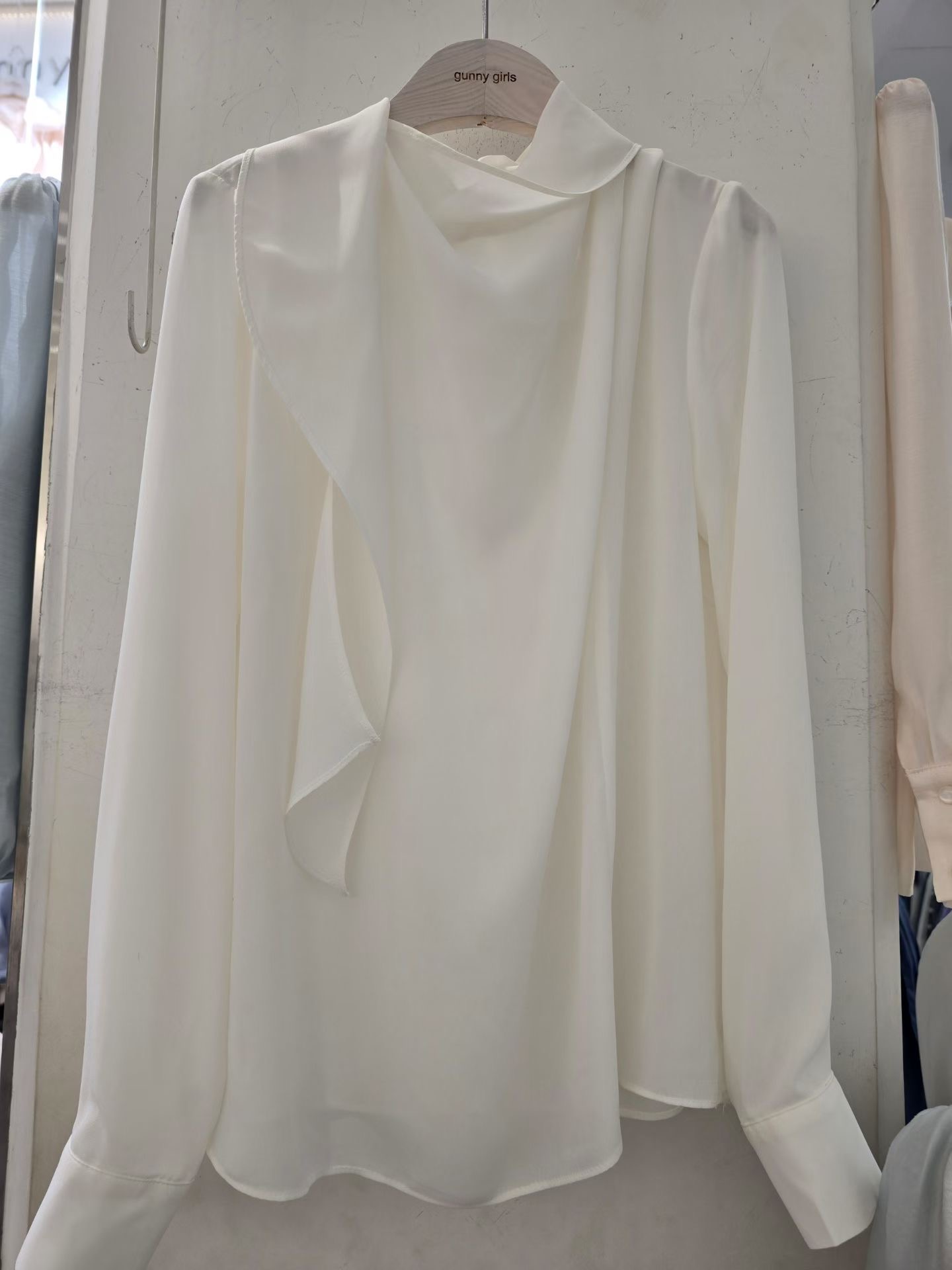 GUNNY GIRLS-거니걸스-T東大門直郵女裝新款時尚襯衫蕾絲衫GUNNY GIRLS襯衫/蕾絲衫圖色1