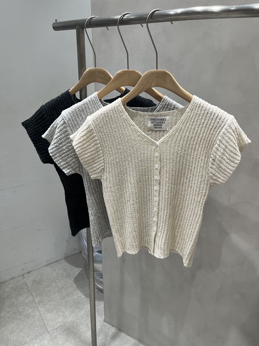 EVERCOMMERCE METICULOUSLY DESIGNED韓國代購女裝新款推薦針織衫羅紋EVERCOMMERCE METICULOUSLY DESIGNED針織衫