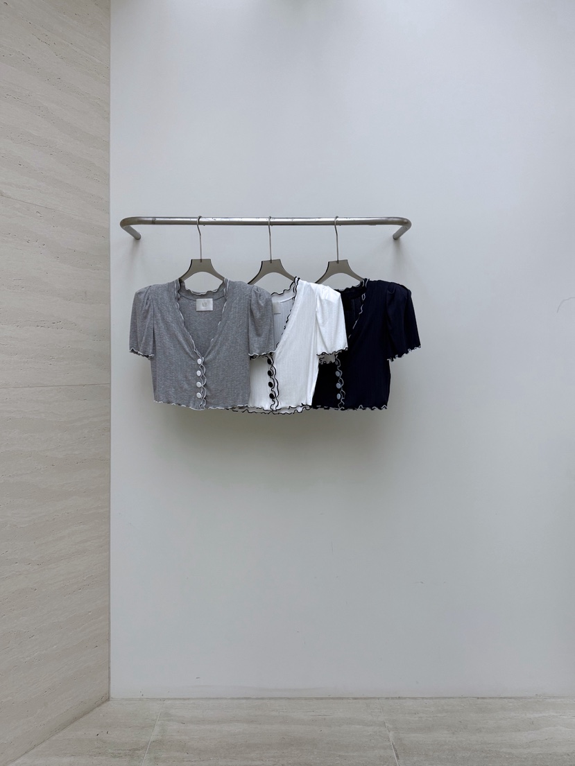 AB東大門代購女士新品熱賣時尚職業真品T恤不含內搭羊毛衫ABT恤